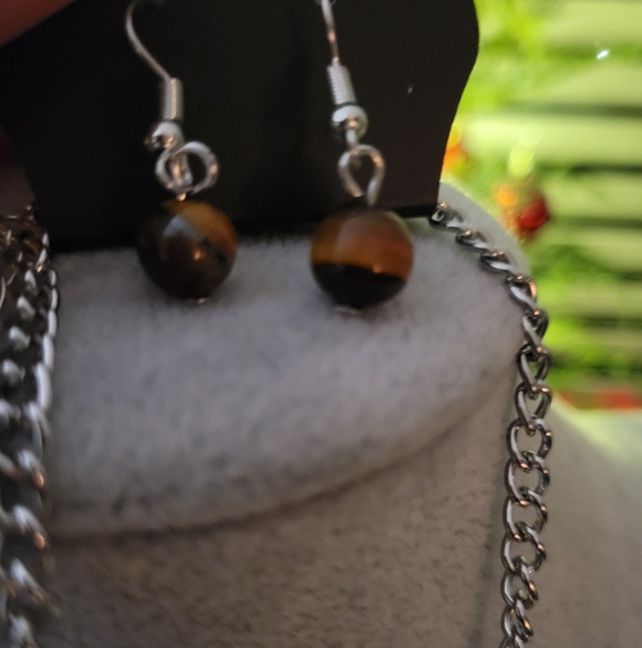 Paparazzi Elegant Silver and Brown Women's Necklace - Picture 3 of 3